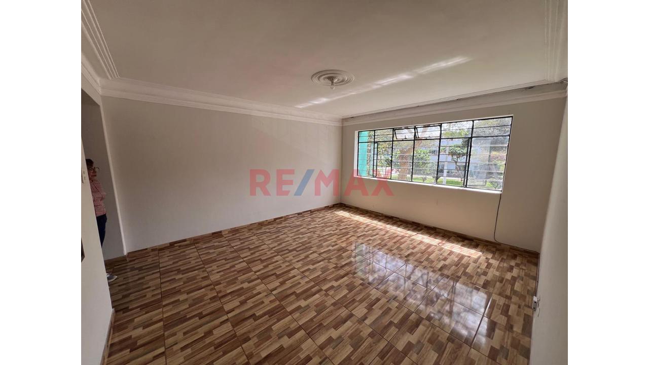 Venta De Amplio Departamento De 66 M² Frente A Parque – Chacra Ríos Norte — foto 4