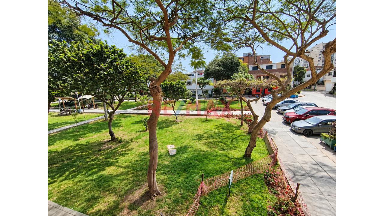 Venta De Amplio Departamento De 66 M² Frente A Parque – Chacra Ríos Norte — foto 2