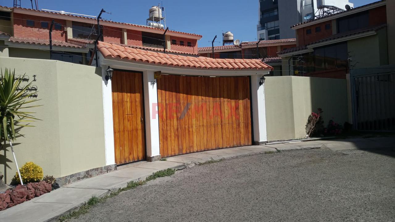 En Venta ¡Tu Residencia Exclusiva En La Parte Baja De Cayma Espera Por Ti! – Lista Para Mudarte Hoy Mismo — foto 11