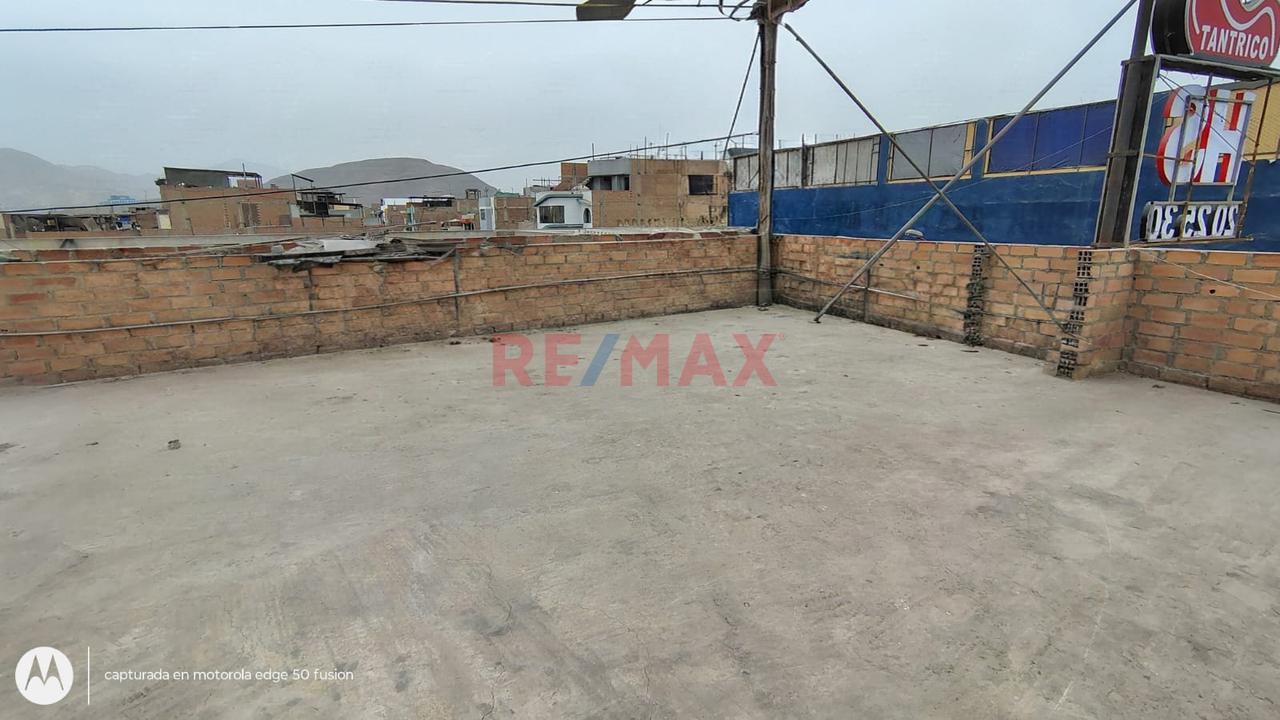 Atencion!!! Casa Comercial De 3 Pisos En Esquina En Urb Santa Ana Los Olivos — foto 14