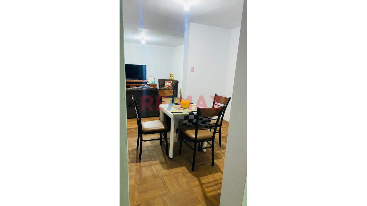 🏡 Venta De Departamento Piso 2 -En Urb. Elio . Lima — foto 2