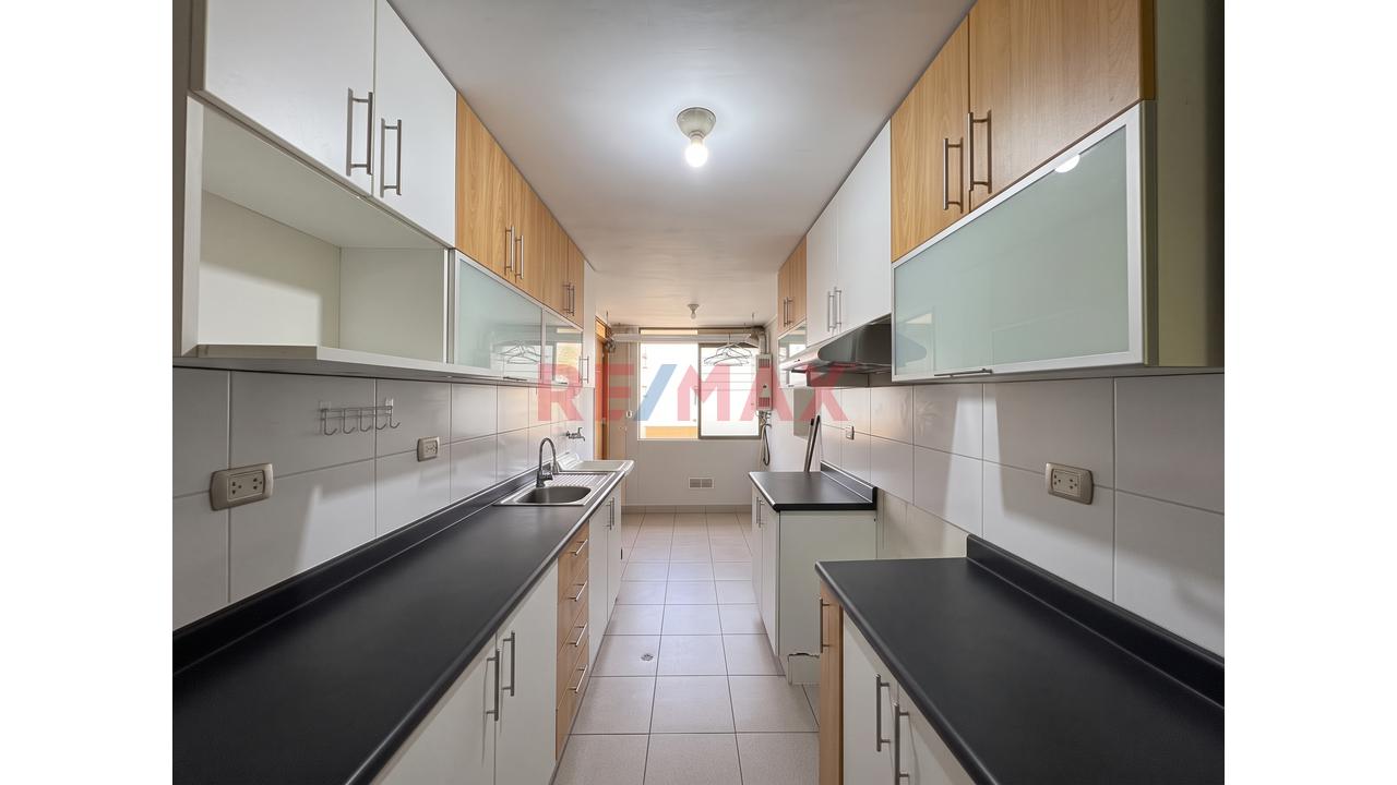Vive Cerca De Todo | Moderno Departamento A Minutos De La Pucp Y Open Plaza La Marina | Condominio Parques De La Huaca - San Miguel — foto 8