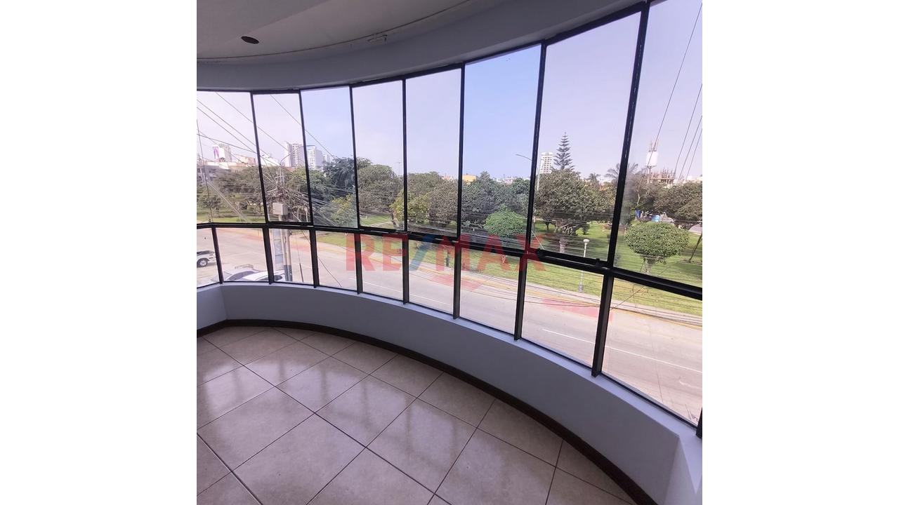 ¡Vive Frente A Parque En La Mejor Zona De San Miguel! | 113.78 M² | 3 Dorm. + Terraza