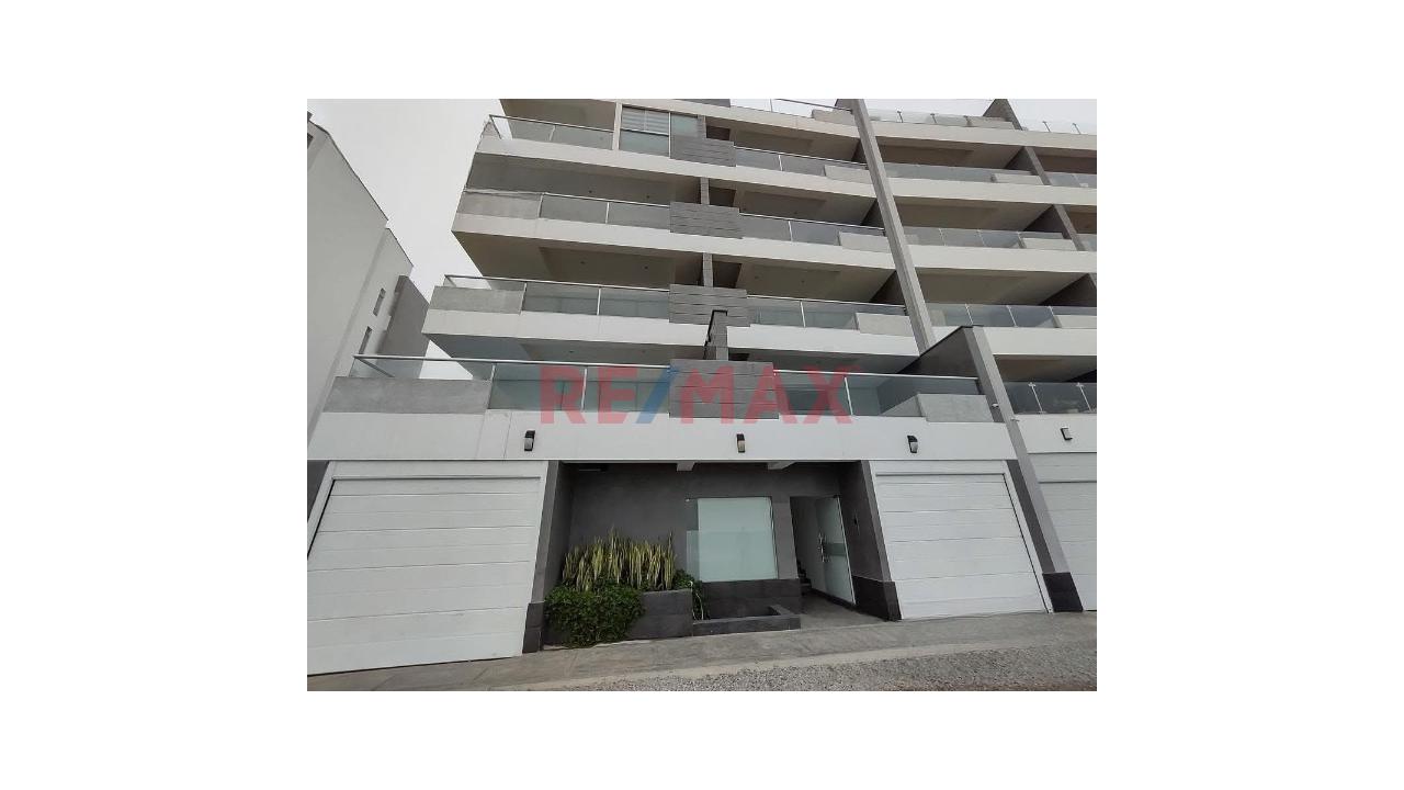Exclusivo Departamento En Primer Piso Elevado Con 2 Terrazas, Piscina Y Vista Al Mar En Punta Hermosa — foto 2