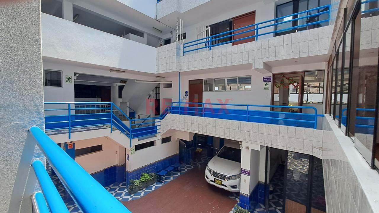 Se Vende Local De 5 Pisos De Institucion Educativa 903M2 Con Buena Infraestructura - San Martin De Porres — foto 8