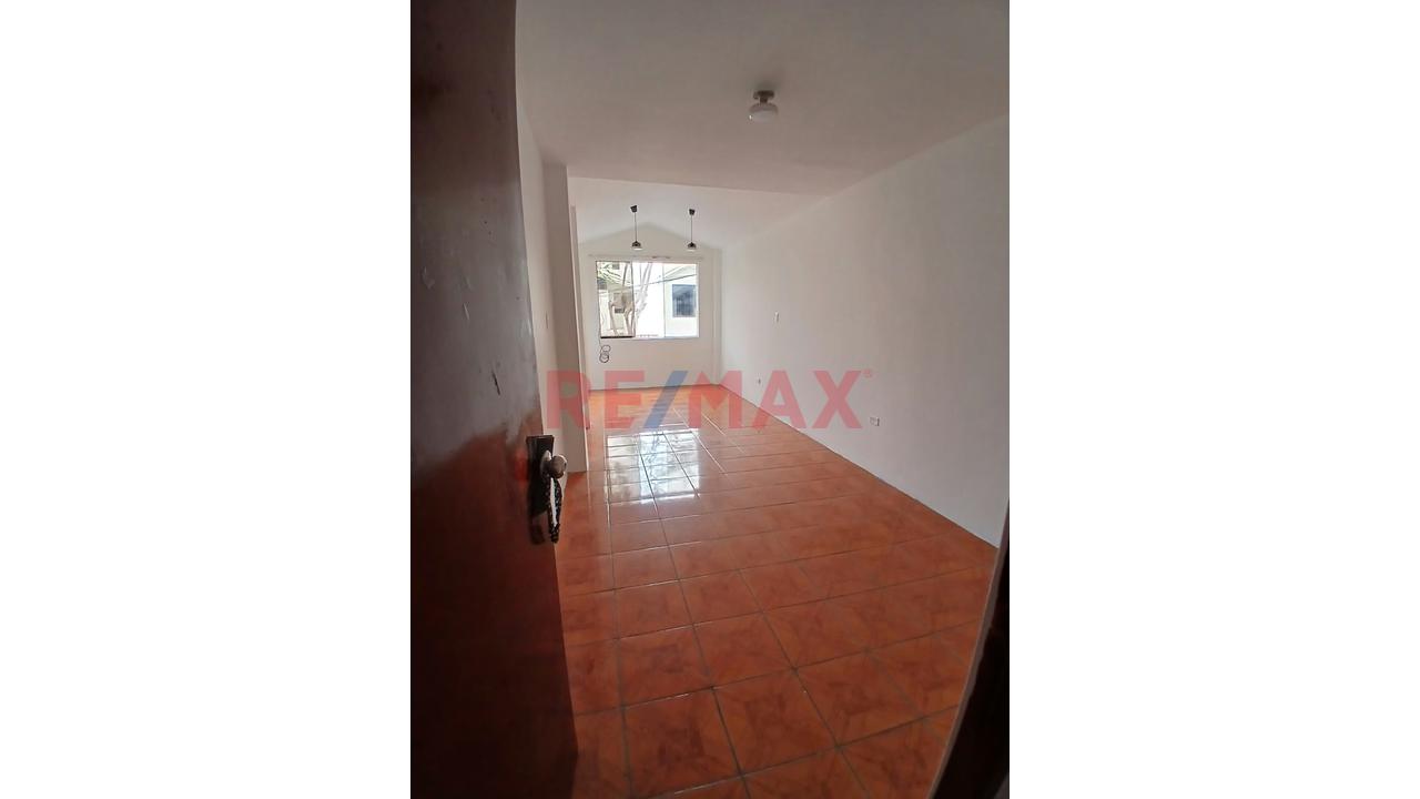 Casa En Venta En Urb. Sagitario – Surco | Seguridad  Y Todo Cerca — foto 13