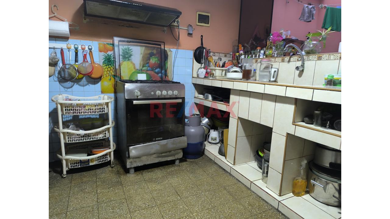 🏡 Amplia Casa En Venta En Los Olivos - 12