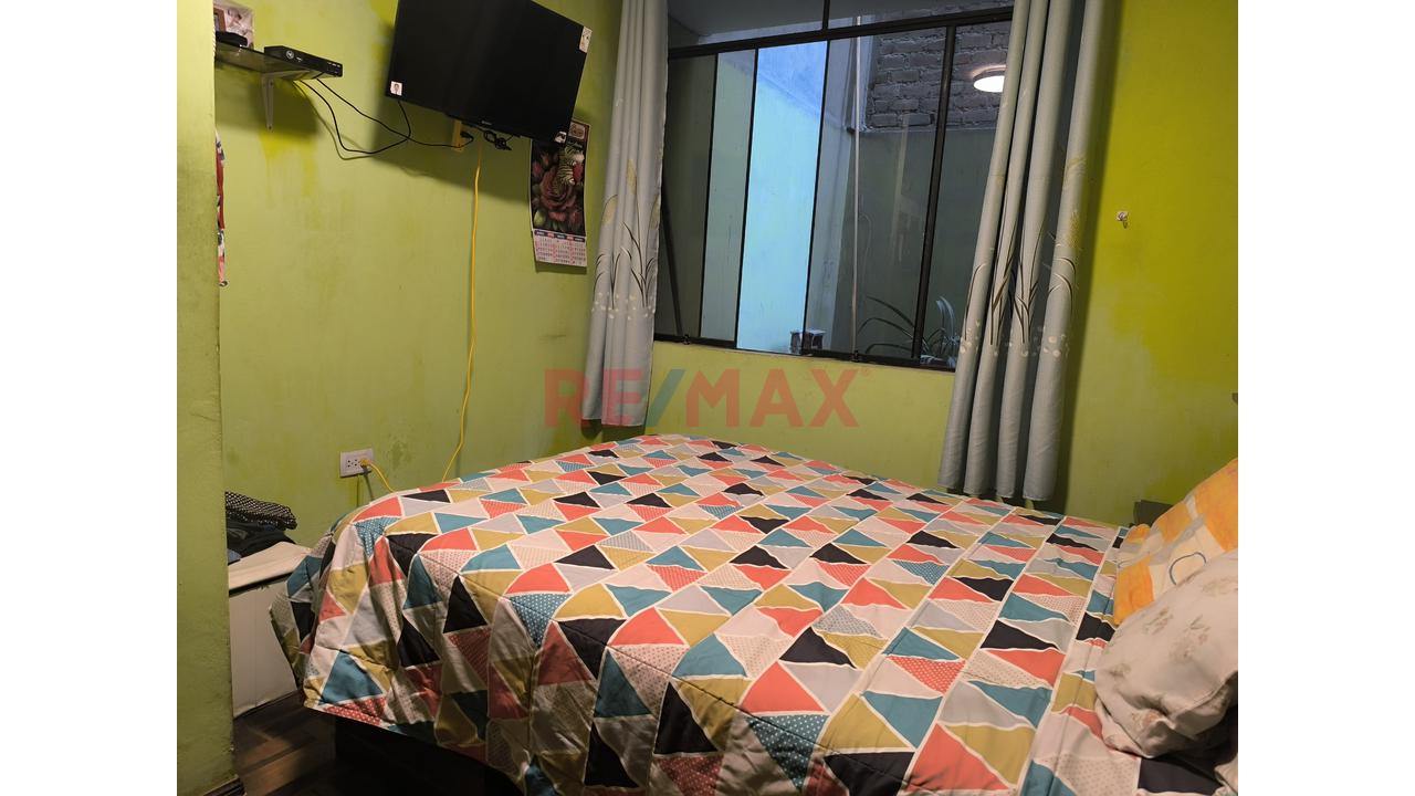 🏡 Amplia Casa En Venta En Los Olivos - 13