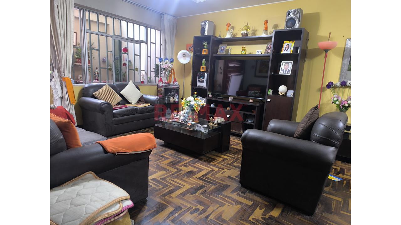 🏡 Amplia Casa En Venta En Los Olivos - 9