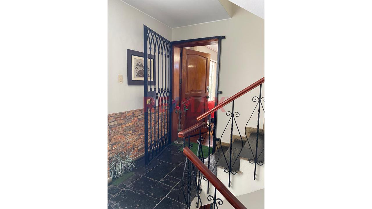 Venta Departamento Flat 2 Dorm. (2Do Piso) -Loma Amorosa - Santiago De Surco — foto 2