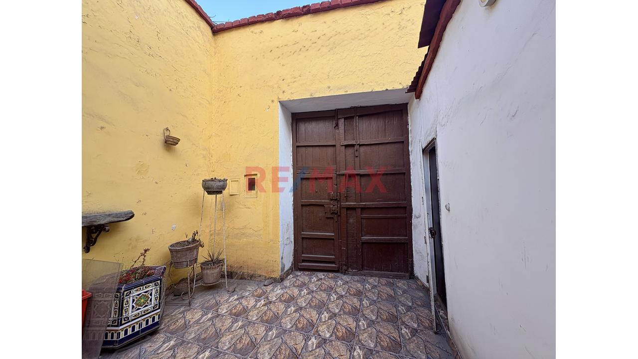 🏛️ ¡Casona Se Vende Como Terreno,  En El Corazón De Trujillo! Ideal Para Inversionistas Y Desarrolladores 💵 - 8