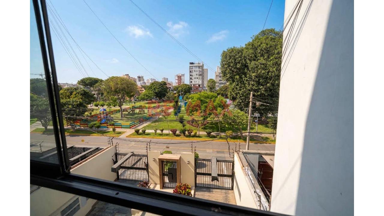 ¡Vive Frente A Parque Chicama! Dpto. En 3Er. Piso - San Miguel — foto 13