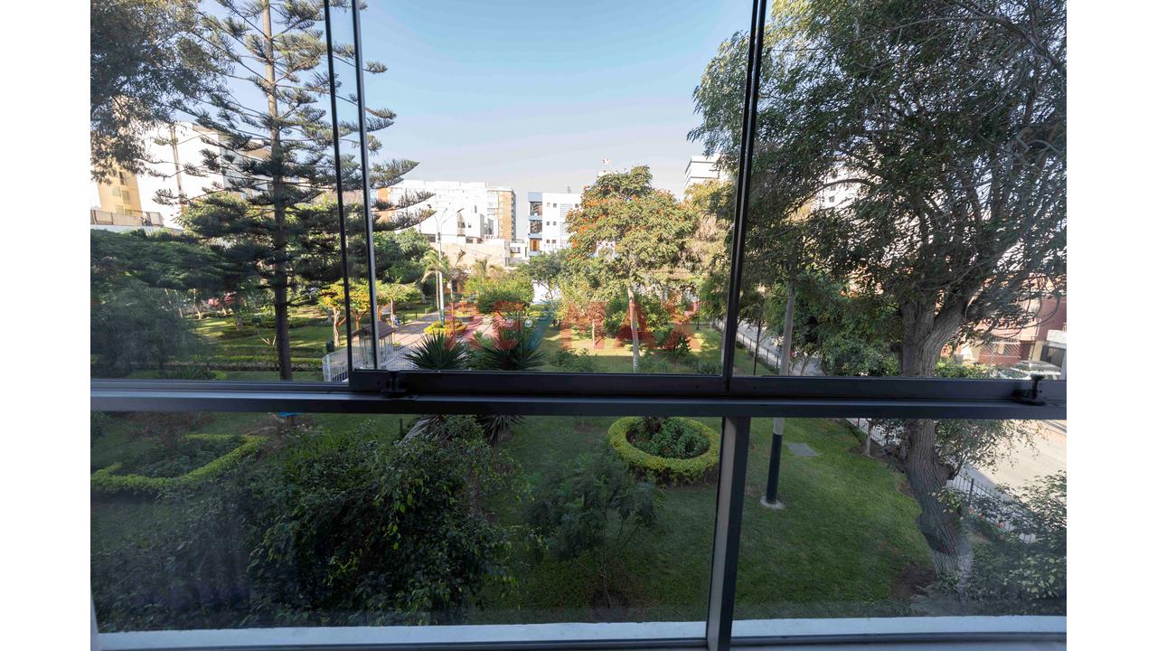 En Venta Lindo Y Acogedor Departamento Frente A Parque En Piso 3 En Pueblo Libre — foto 5