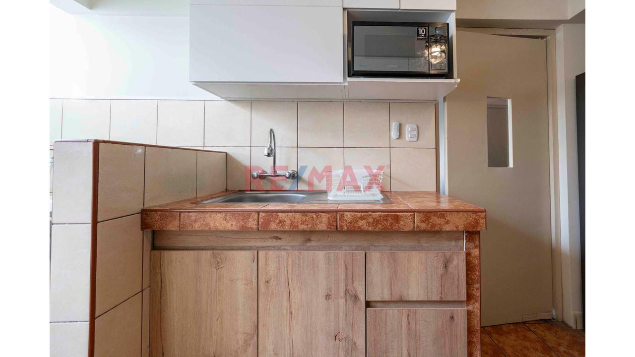 En Venta Lindo Y Acogedor Departamento Frente A Parque En Piso 3 En Pueblo Libre — foto 2