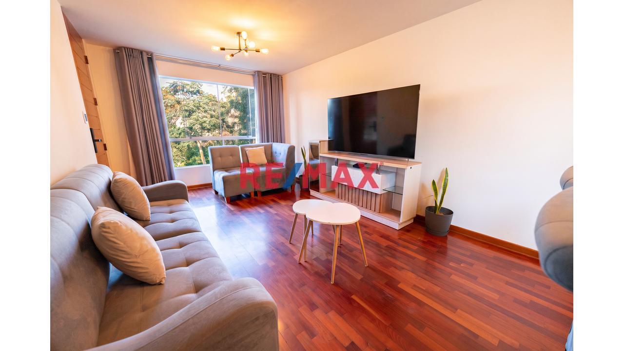 En Venta Lindo Y Acogedor Departamento Frente A Parque En Piso 3 En Pueblo Libre