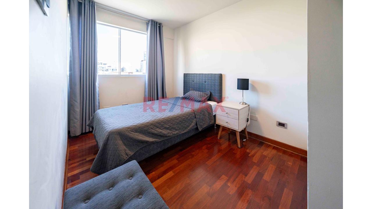 En Venta Lindo Y Acogedor Departamento Frente A Parque En Piso 3 En Pueblo Libre — foto 11