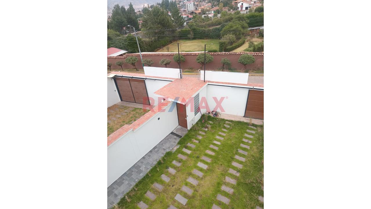 🏡 Amplia Y Bonita Casa En Venta – Santa María, San Jerónimo | Cusco - 15