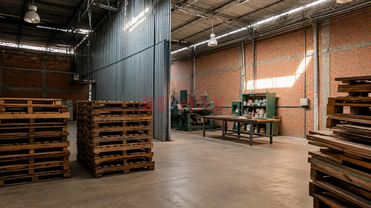 Local Industrial En Alquiler | Comas -1,100 M²