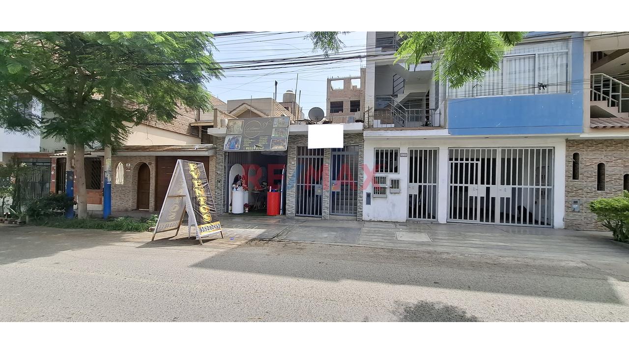 En Venta Casa En Plena Avenida, En Vipol De Naranjal, San Martín De Porres — foto 2