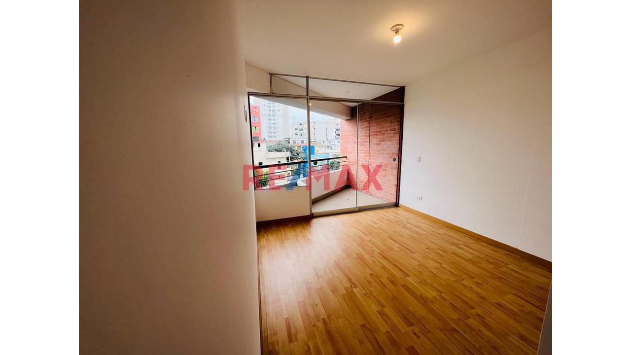 Se Vende Hermoso Departamento De Estreno - No Paga Alcabala En Lince 🏢🏢
