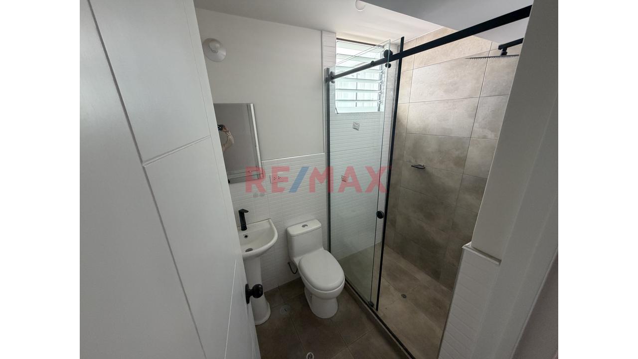 ¡Alquiler  Cerca  A La Católica !  Moderno Departamento Semi-Amoblado A Pasos De La Católica! | Piscina + Parrilla + Mini Gimnasio  Y Cochera — foto 13