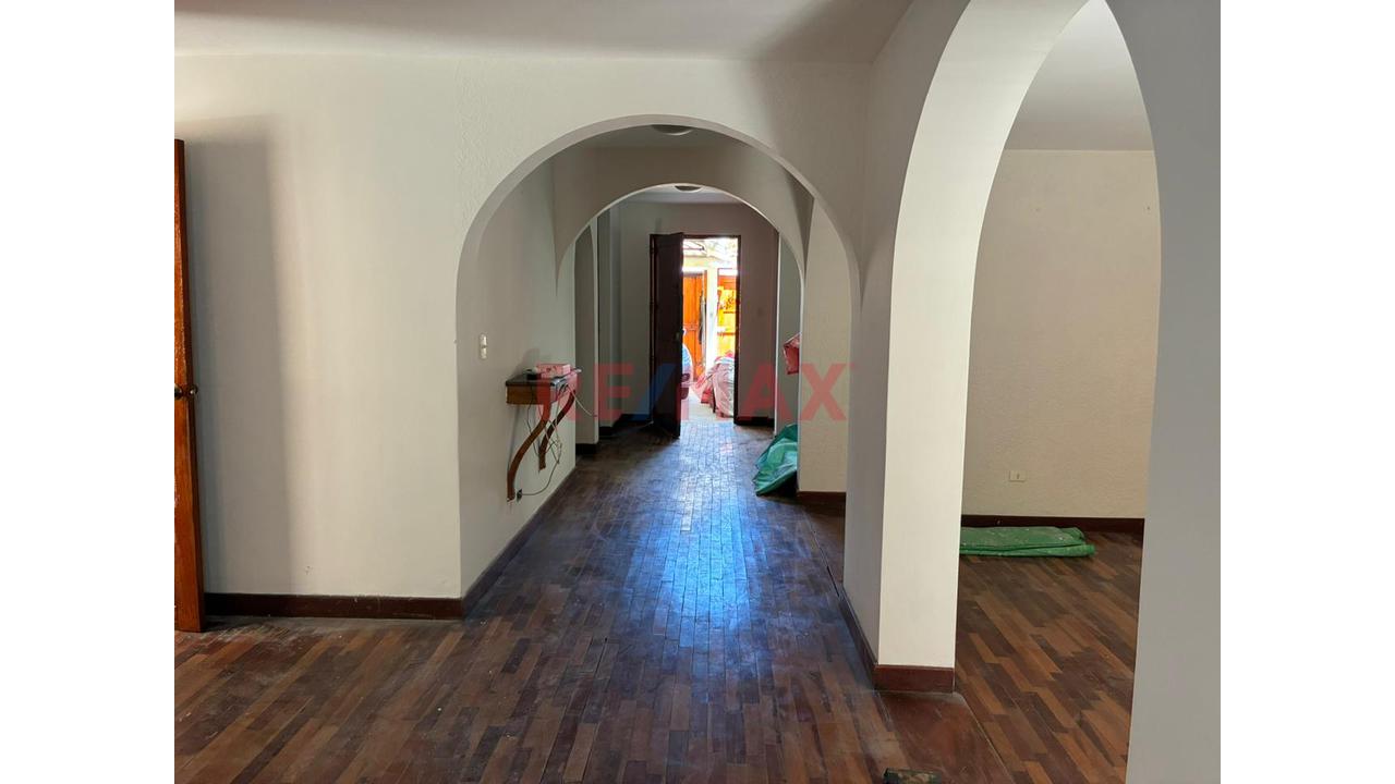 Casa En Alquiler – El Palacio - 4