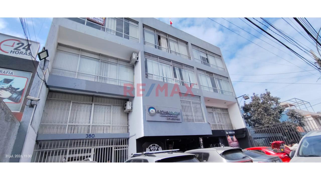 Vendo Local Comercial De 52 M² En Av. Escardó: Ideal Para Consultorio Médico Y Listo Para Operar — foto 13