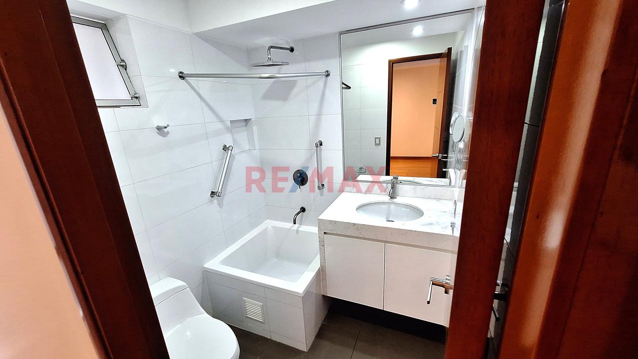 Exclusivo Departamento En Chacarilla Del Estanque, Surco - 17