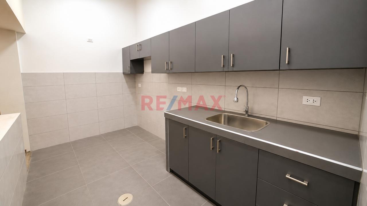 Casa De Tres Pisos En Venta En Quinta Urbanización Balconcillo La Victoria - 5