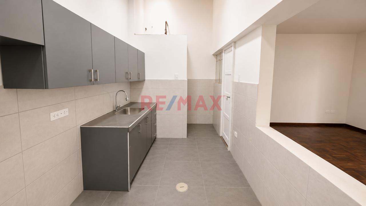 Casa De Tres Pisos En Venta En Quinta Urbanización Balconcillo La Victoria - 6