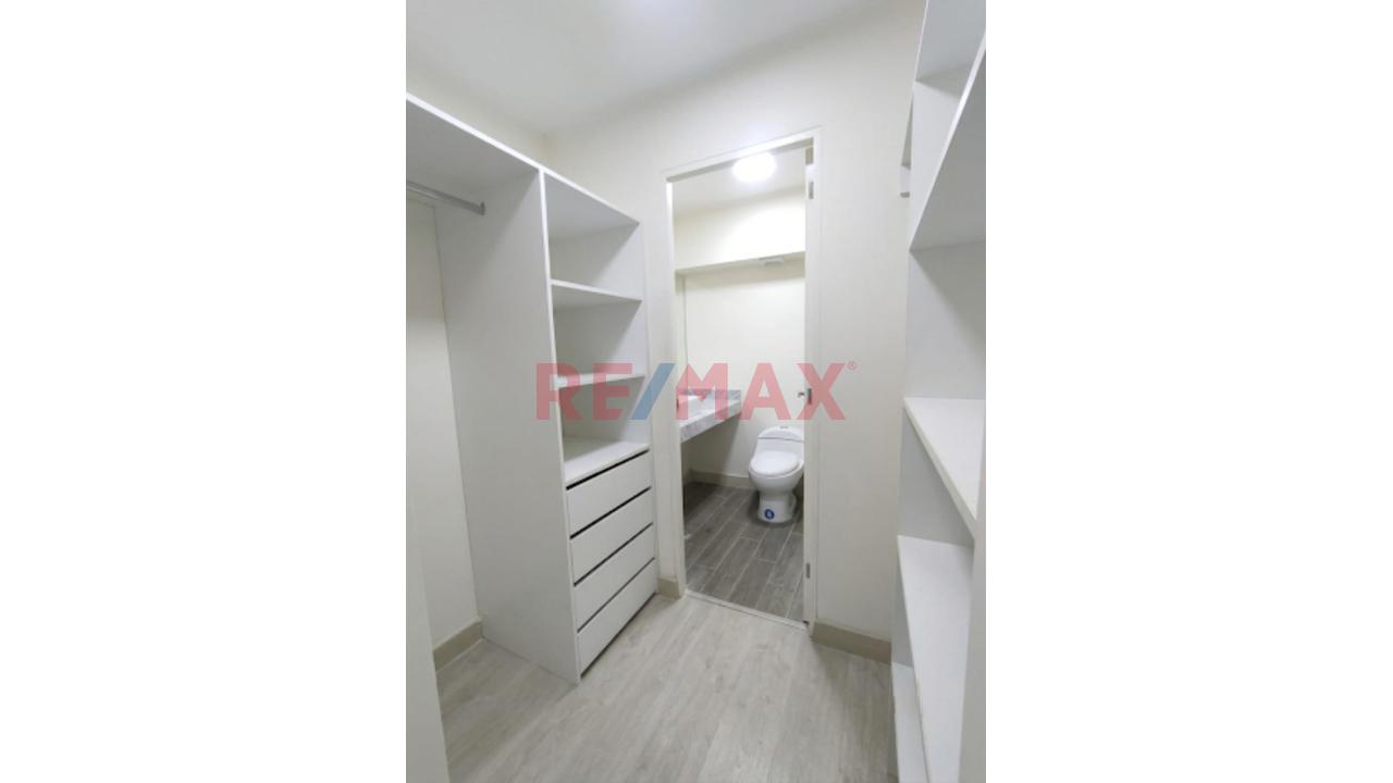 Se Vende Exclusivo Departamento En 1Er Piso Con Terraza Y Jardín — foto 13