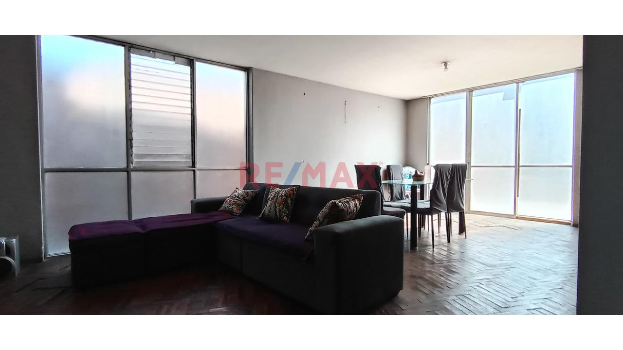 Se Vende Amplia Casa A Precio De Terreno En Zamácola!!! — foto 6
