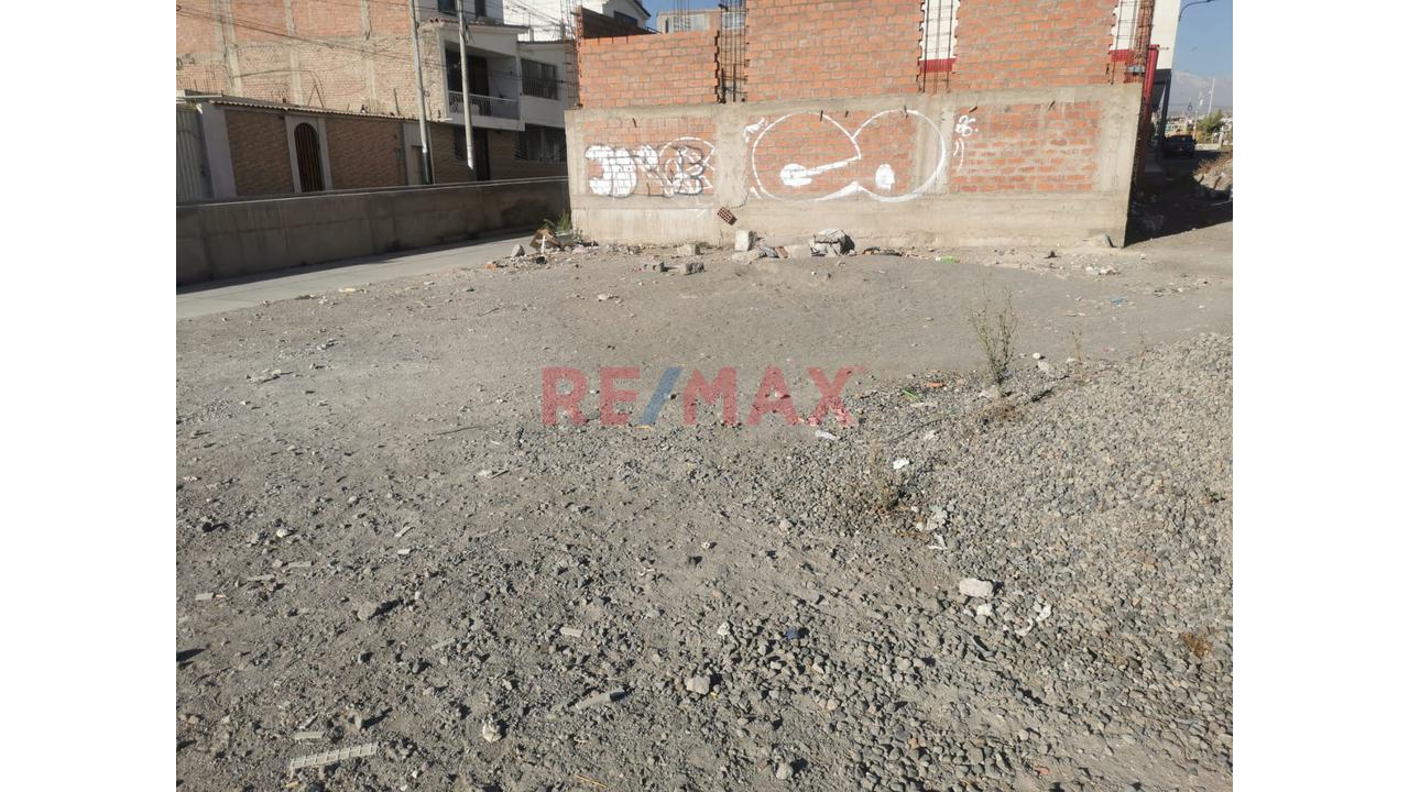 Venta De Terreno Comercial 100M2 Mariano Melgar - 5