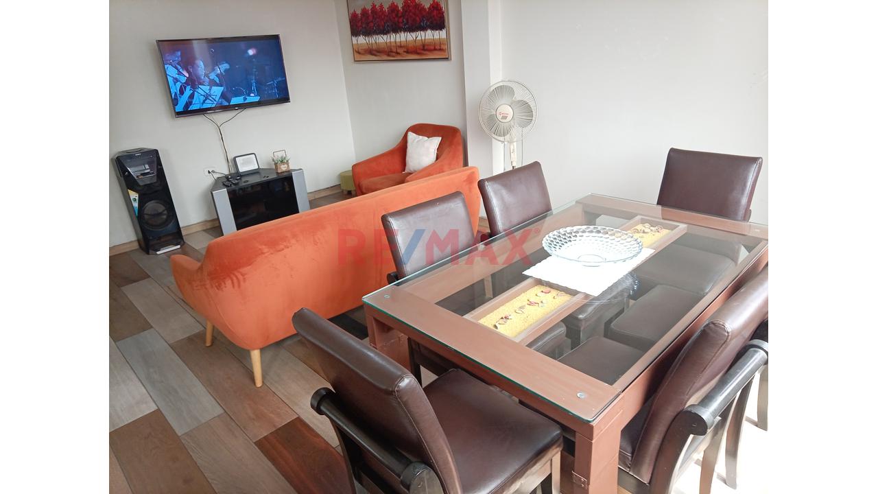 Departamento De 77.35M2 En Venta En 3Er Piso A Pasaso De La Av. Tupac Amaru - Comas — foto 3