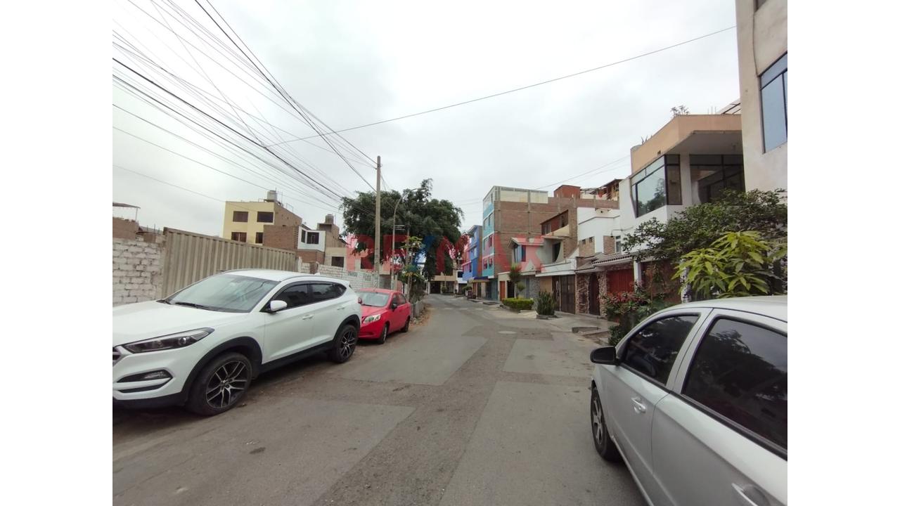 Vendo Casa Villa Sol Los Olivos  A Pasos Del Parque Virgen De La Medalla Milagrosa — foto 11