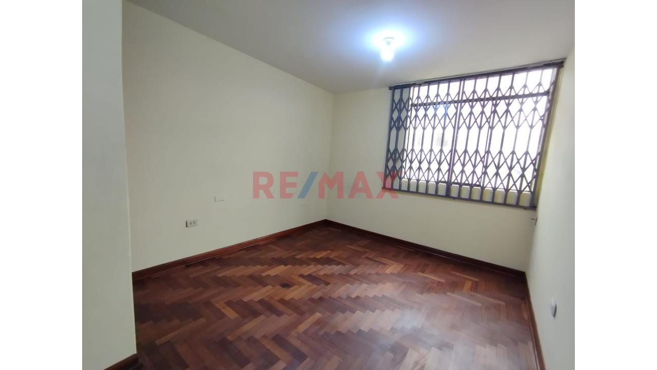 Vendo Casa Villa Sol Los Olivos  A Pasos Del Parque Virgen De La Medalla Milagrosa — foto 6