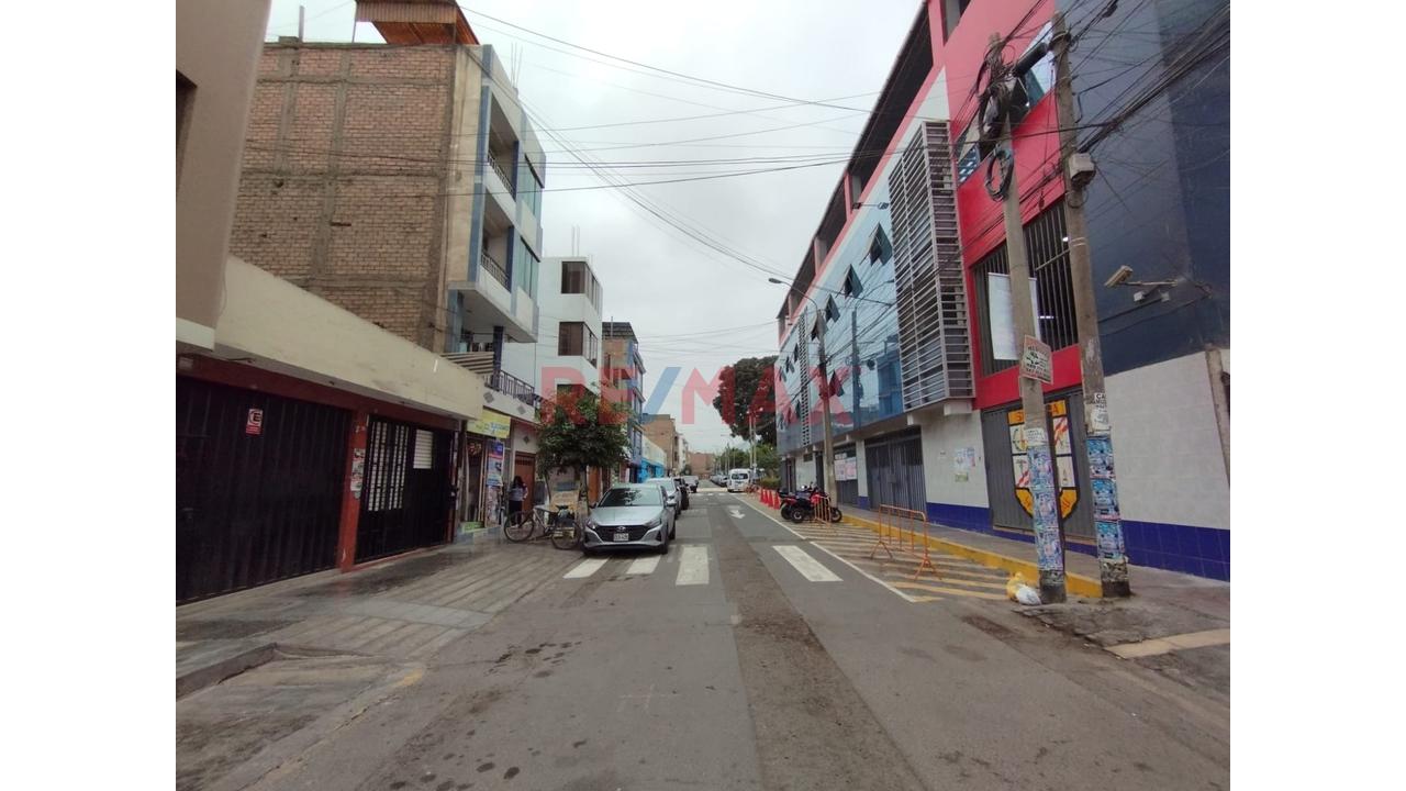 Vendo Casa Villa Sol Los Olivos  A Pasos Del Parque Virgen De La Medalla Milagrosa — foto 12