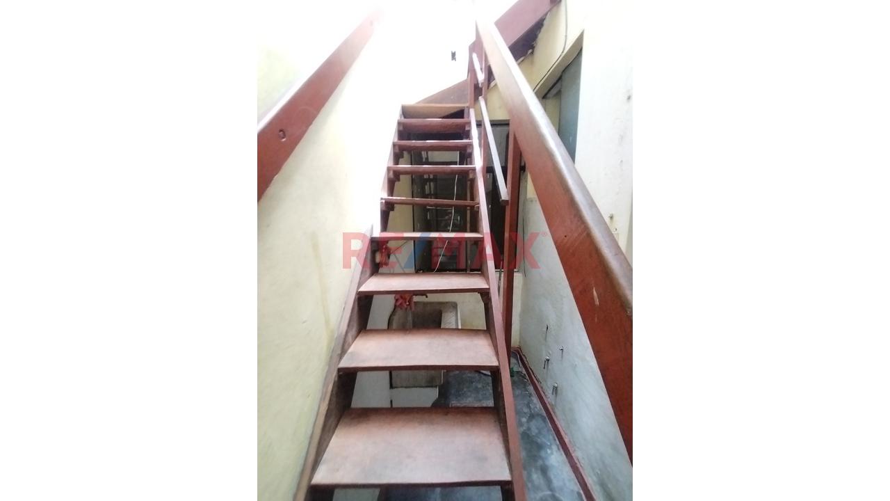 Vendo Casita Como Terreno En Breña - 9