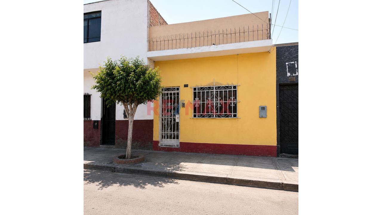 Vendo Casita Como Terreno En Breña - 1