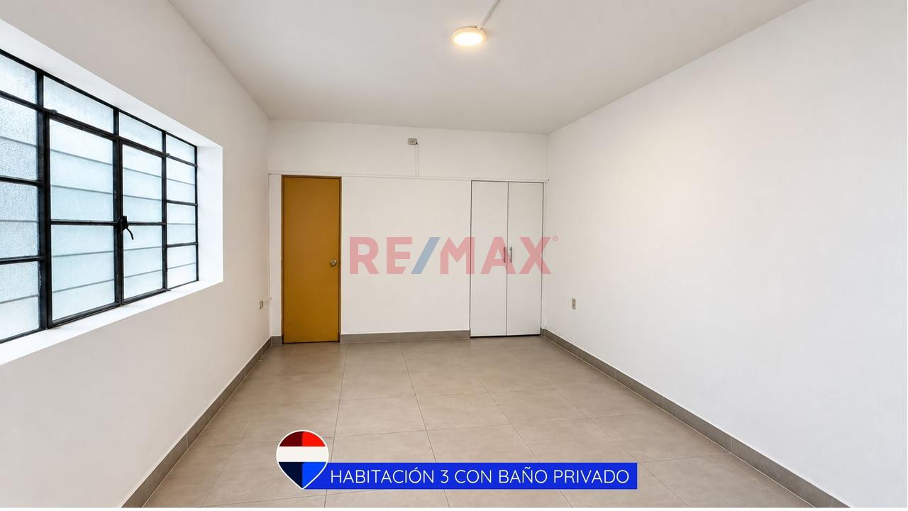 Casa En Venta De 199.20 M² Con Amplios Ambientes, Cochera Y Patio En Excelente Ubicación - 12