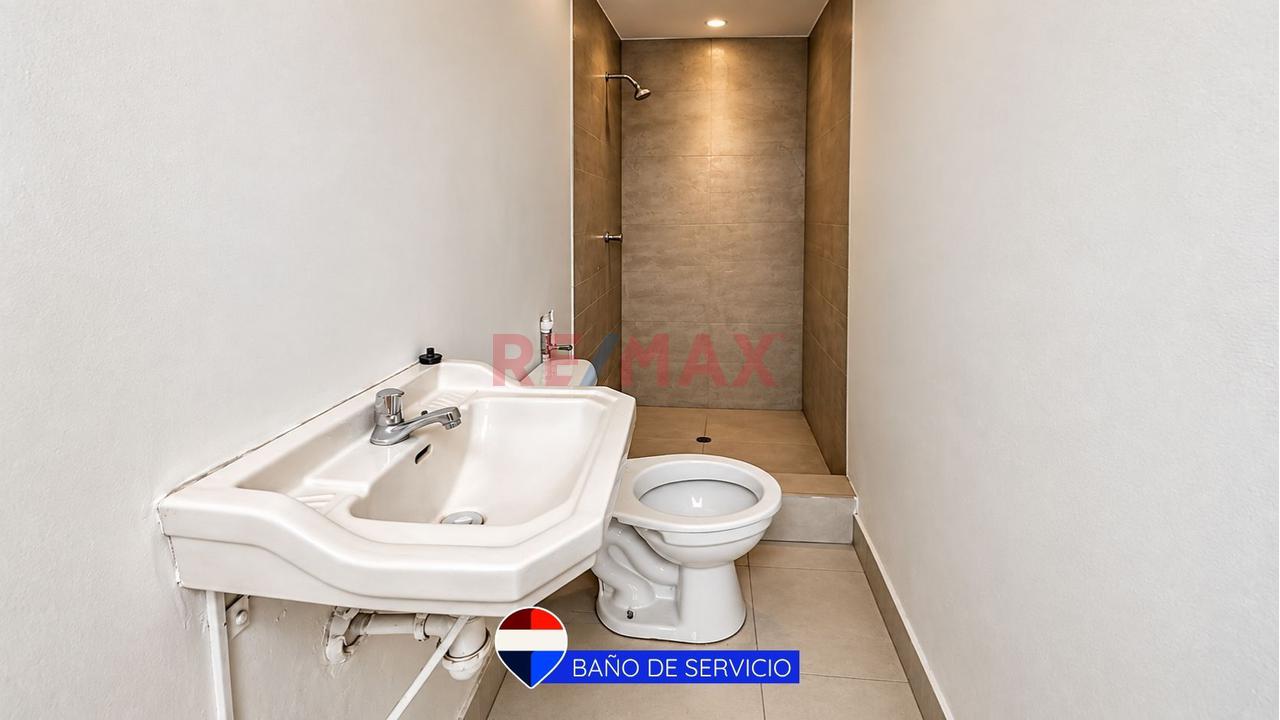 Casa En Venta De 199.20 M² Con Amplios Ambientes, Cochera Y Patio En Excelente Ubicación - 14