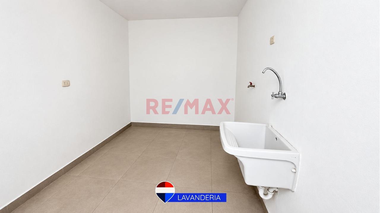 Casa En Venta De 199.20 M² Con Amplios Ambientes, Cochera Y Patio En Excelente Ubicación - 15