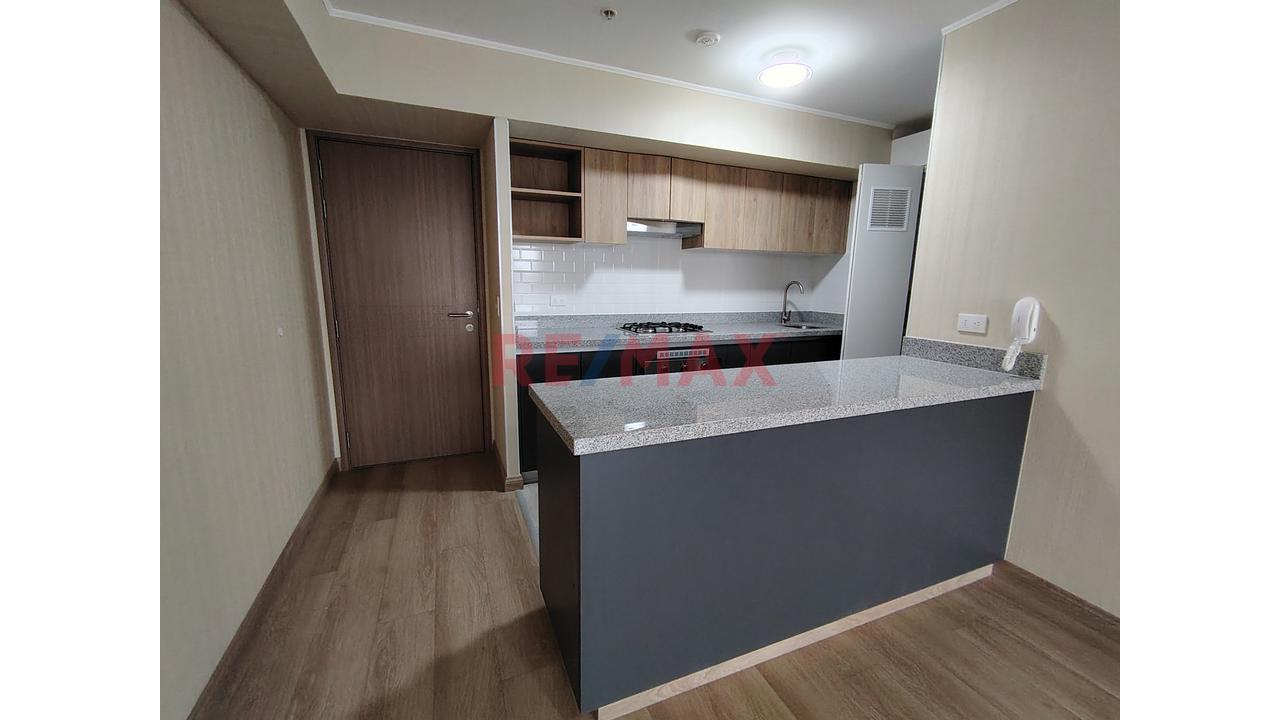 Alquiler Departamento De Estreno Con Balcón Y Vista Panorámica – Jesús María — foto 2