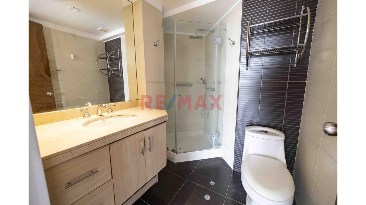¡Oportunidad Única! Hermoso Y Céntrico Departamento En Venta, En El Límite De Lince Y San Isidro — foto 10
