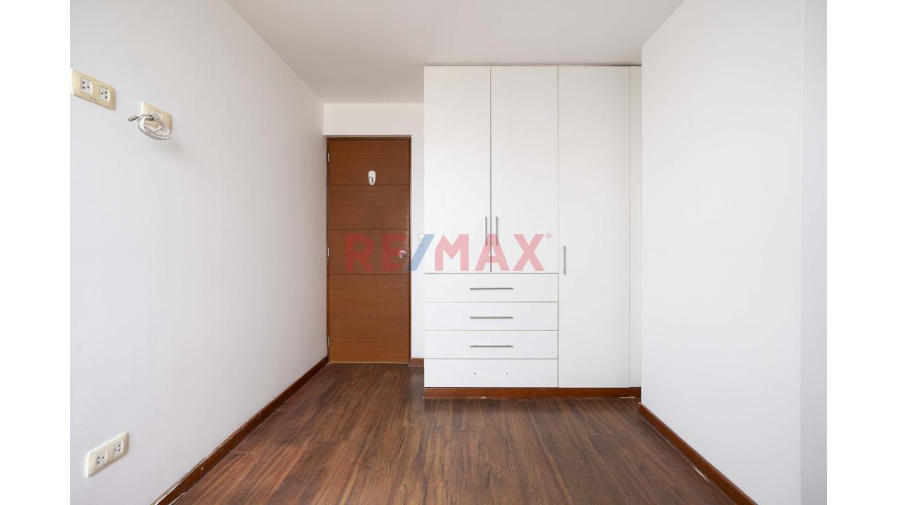 ¡Oportunidad Única! Hermoso Y Céntrico Departamento En Venta, En El Límite De Lince Y San Isidro — foto 8