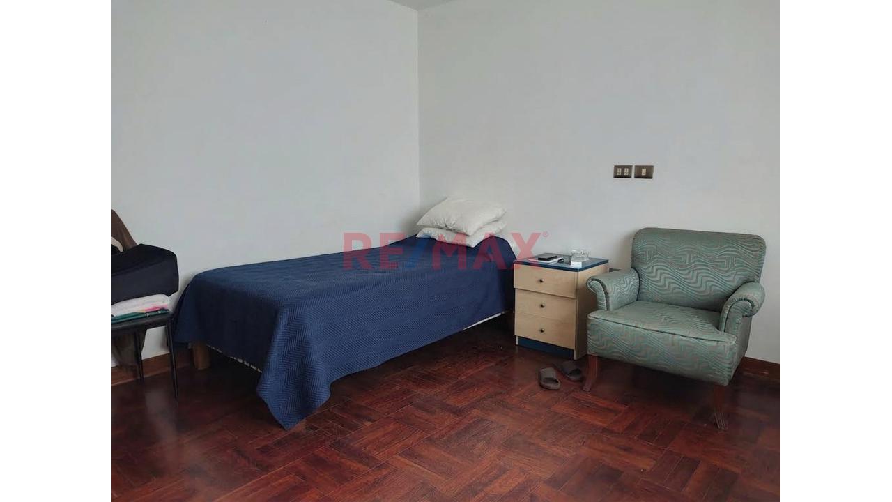 Casa En Alquiler En La Aurora Miraflores – 300 M², Esquina, Jardín Y 4 Habitaciones — foto 14