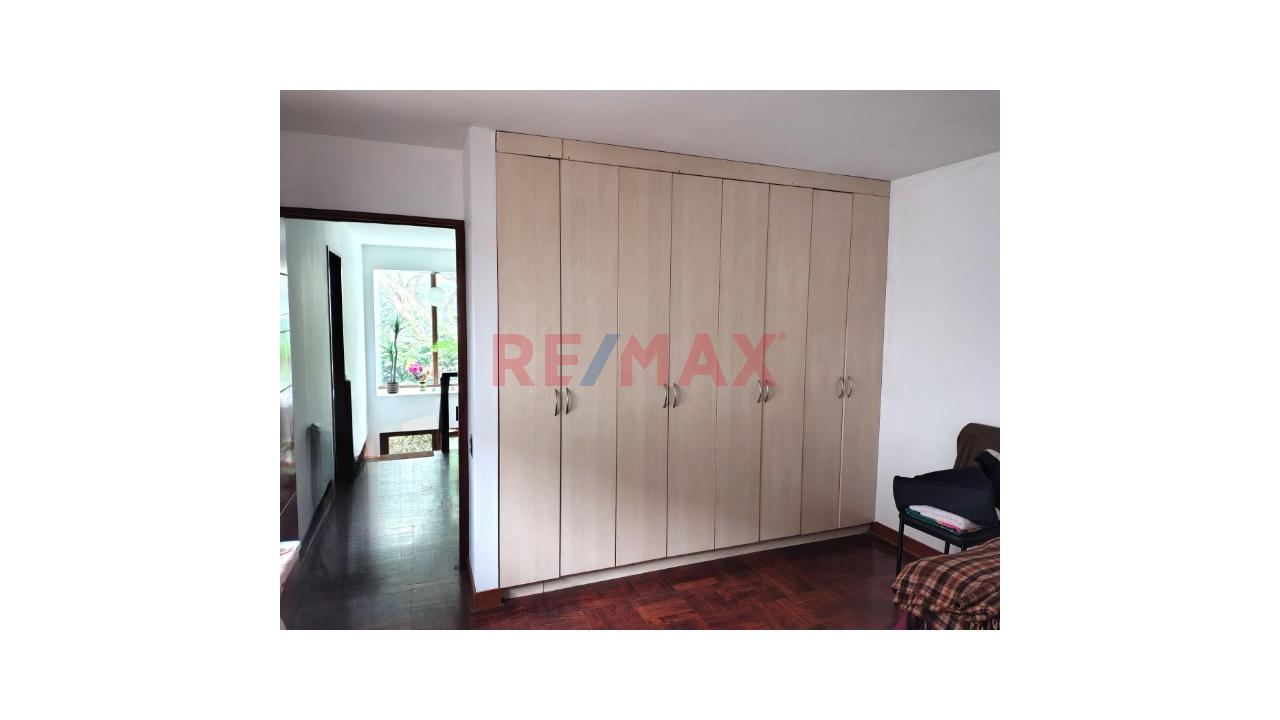Casa En Alquiler En La Aurora Miraflores – 300 M², Esquina, Jardín Y 4 Habitaciones — foto 11