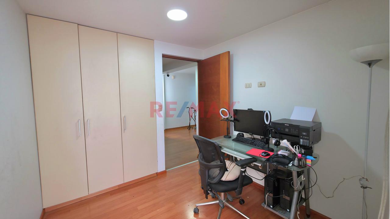 Departamento En Venta Frente A Parque – La Liguria, Surco — foto 9