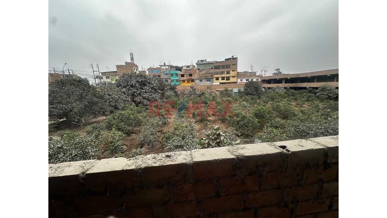 Terreno De 5,050 M² Con 2,000 M² Construidos | Oportunidad De Inversión — foto 2
