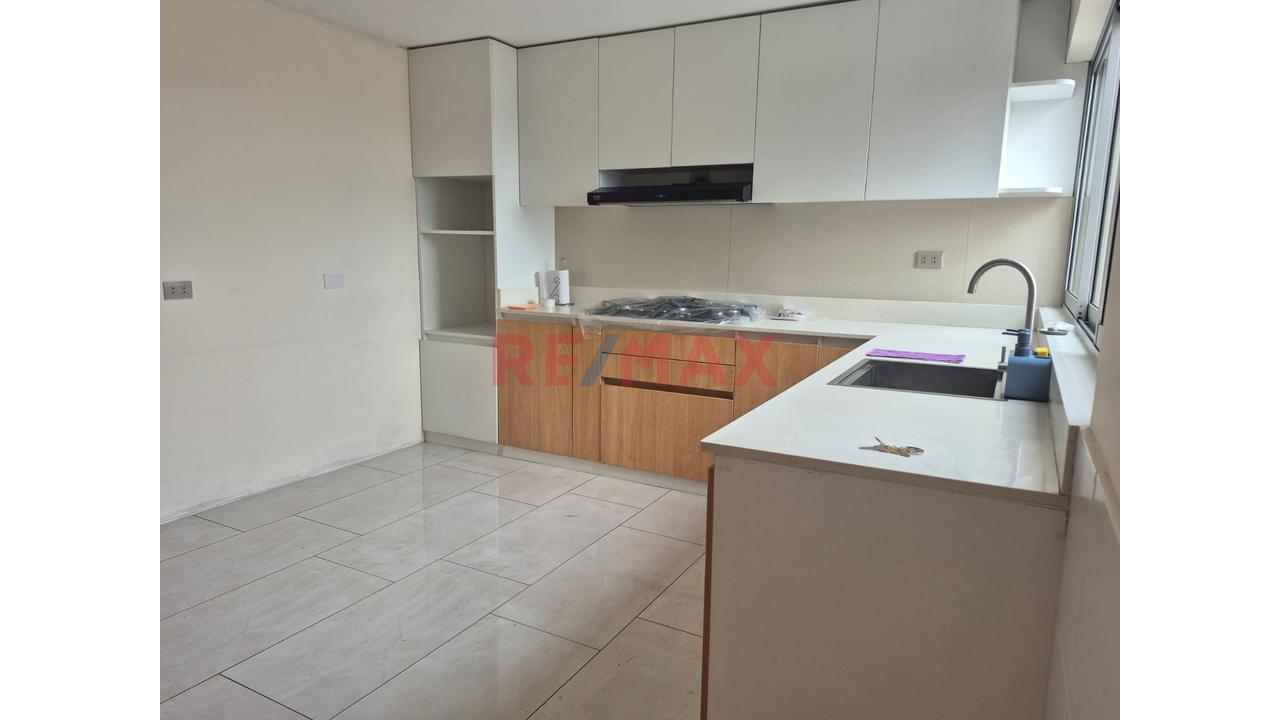 🏢Alquiler De Amplio Departamento De 180M2 En San Isidro - Ideal Para Oficinas - 6